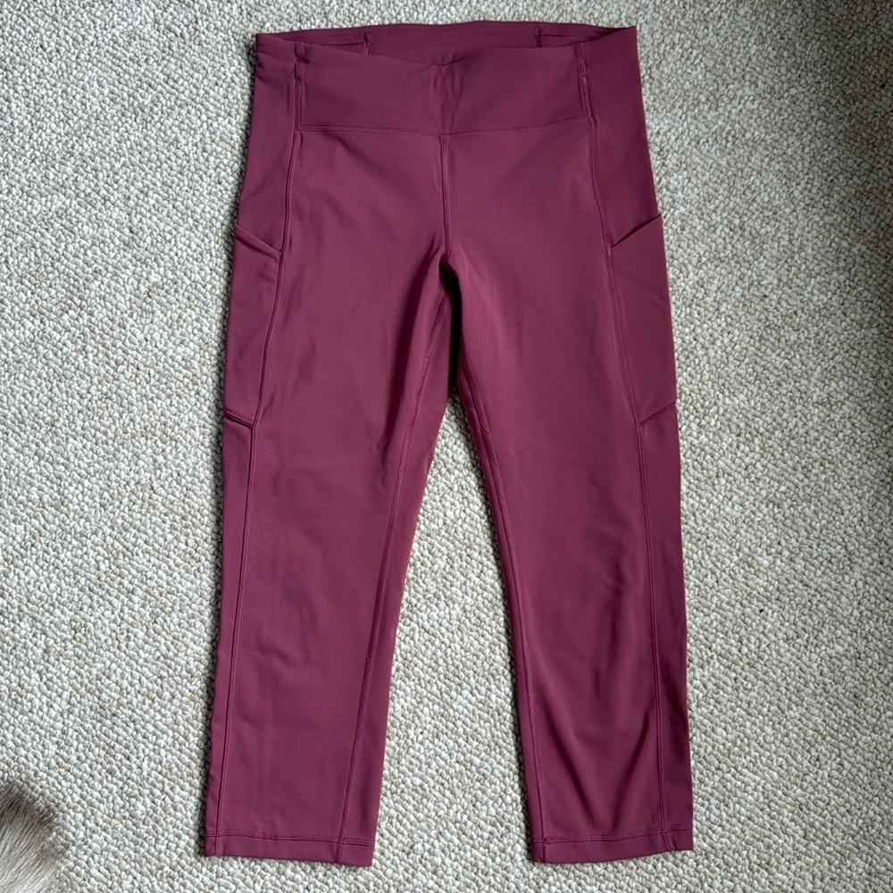 Lulu Capri leggings